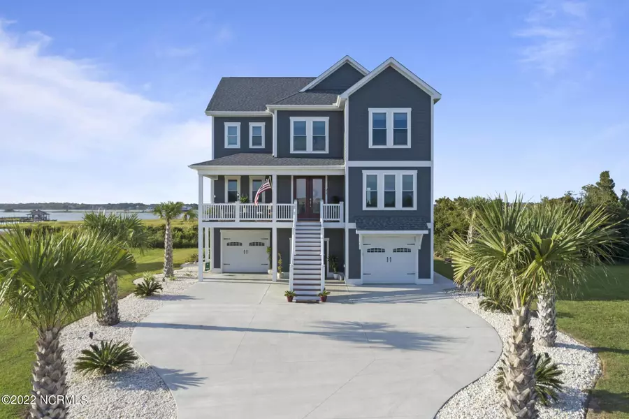 48 Sailview DR, North Topsail Beach, NC 28460