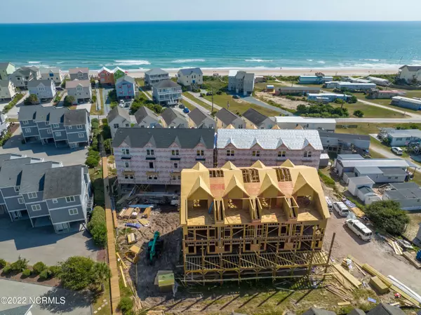 Surf City, NC 28445,1112 Sapphire Avenue