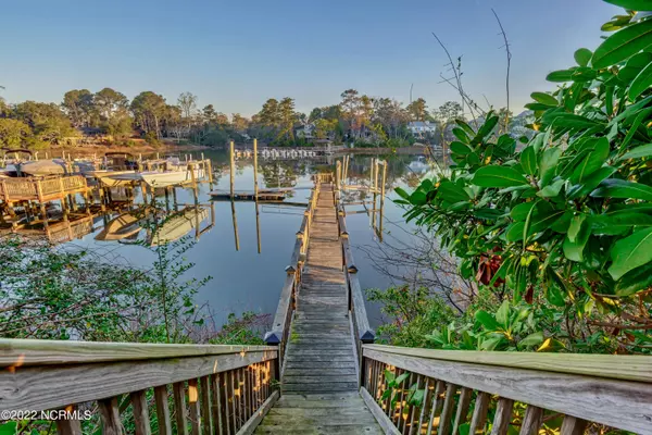 Wilmington, NC 28409,4326 Lauralis Bluff Court