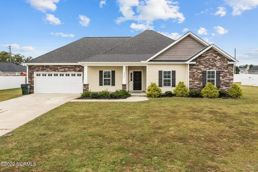 2842 Connet ST, Winterville, NC 28590