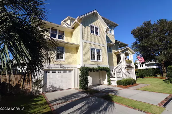 2 Lindy LN, Wrightsville Beach, NC 28480