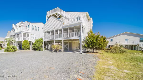 427 1st Street, Sunset Beach, NC 28468