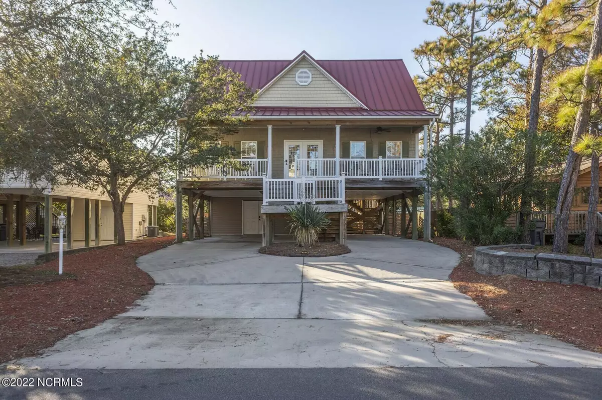 Oak Island, NC 28465,223 NE 61st Street