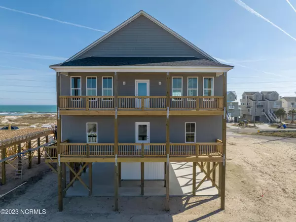 North Topsail Beach, NC 28460,1239 New River Inlet RD