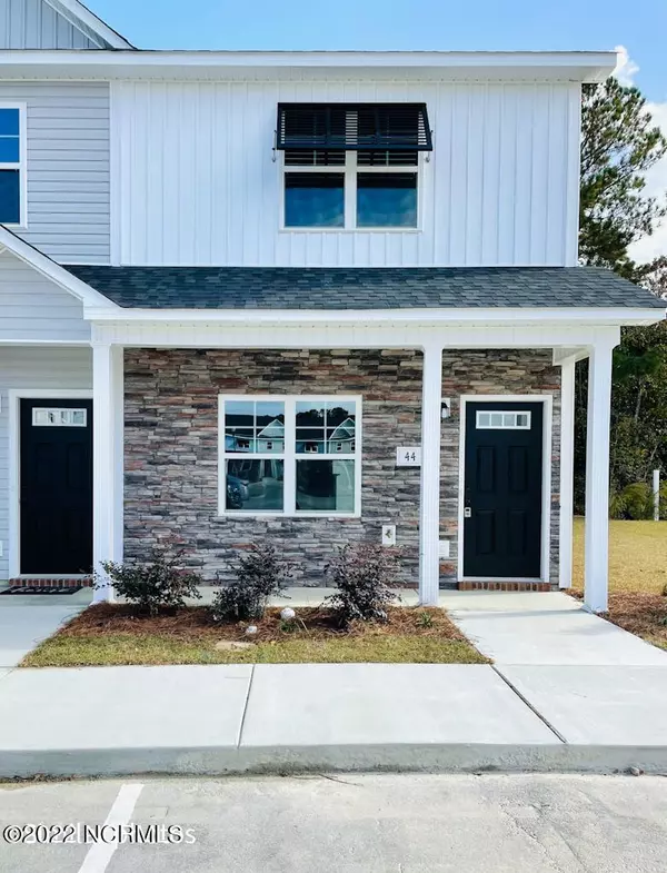 Swansboro, NC 28584,67 Outrigger DR