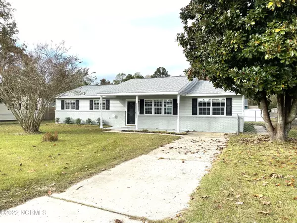 Jacksonville, NC 28540,416 Holly DR