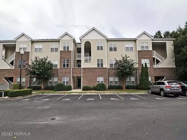 4521 Sagedale DR #303, Wilmington, NC 28405