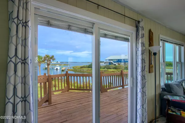 North Topsail Beach, NC 28460,510 Trade Winds Drive N