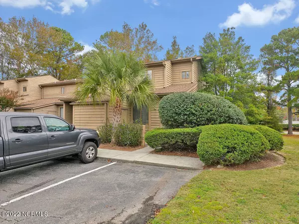 232 Saint Luke Court, Wilmington, NC 28409