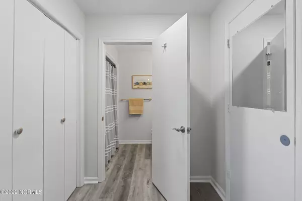 Carolina Beach, NC 28428,1305 Canal DR #5