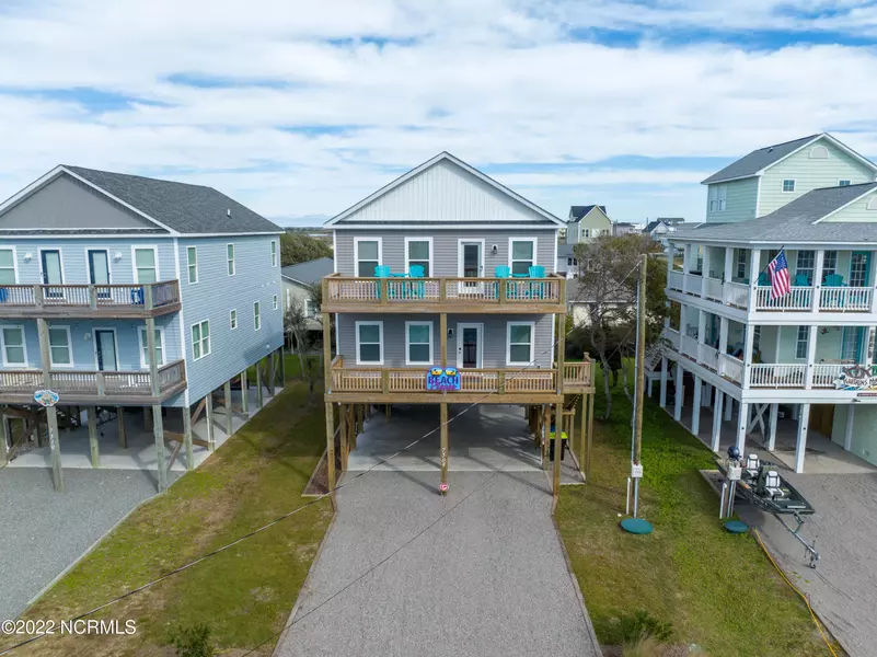 7508 9th Avenue, North Topsail Beach, NC 28460