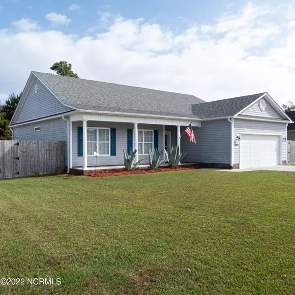 107 Borough Nest DR, Swansboro, NC 28584