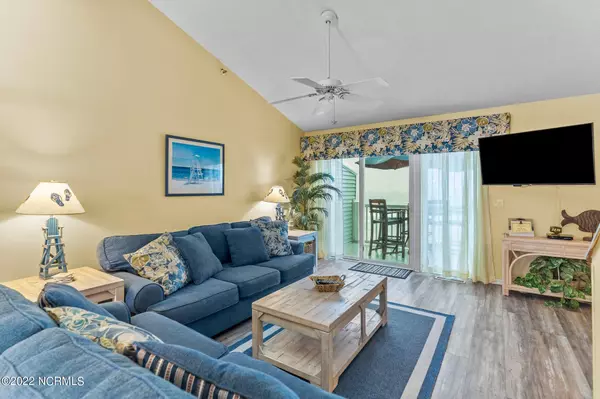 Ocean Isle Beach, NC 28469,16 E First Street #305