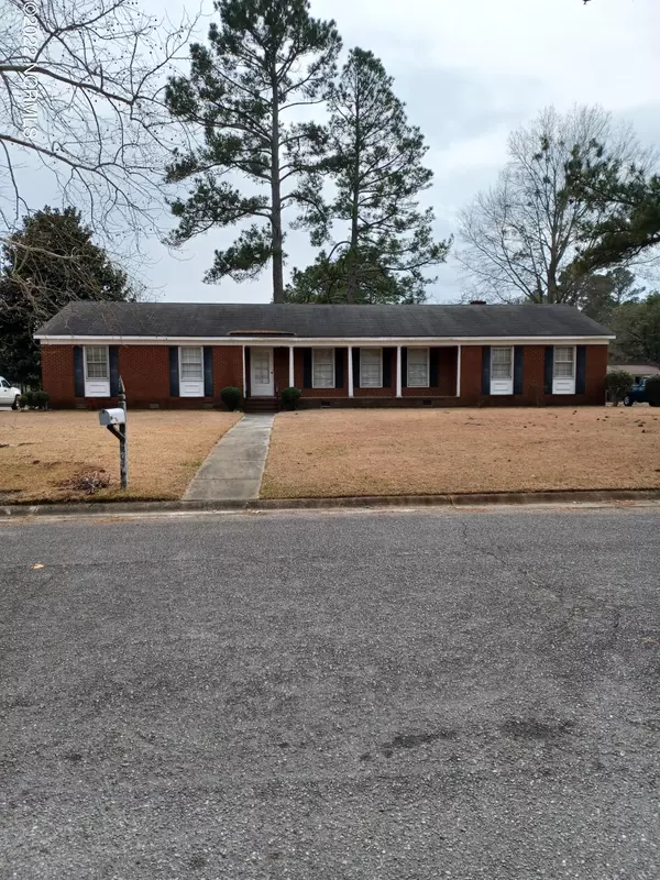 3204 Hillman RD, Kinston, NC 28504