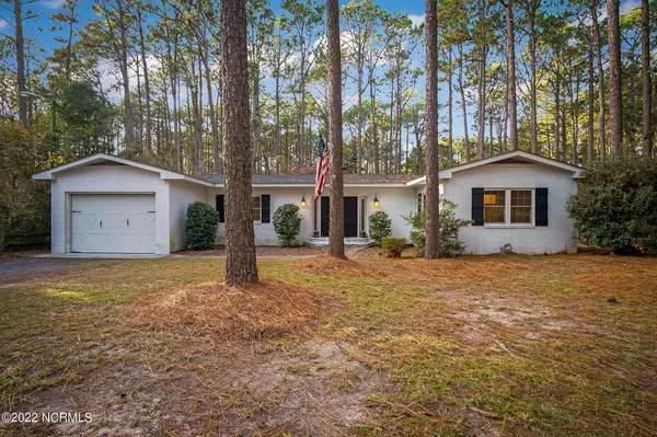 380 Fairway DR, Southern Pines, NC 28387