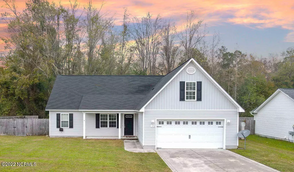 Jacksonville, NC 28540,123 Woodbury Farm Drive