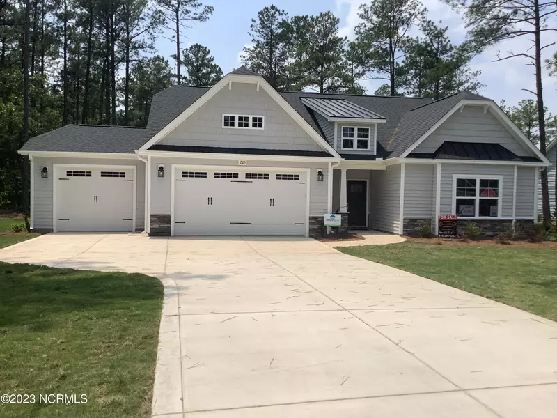 205 Acorn Knl DR #60, Carthage, NC 28327