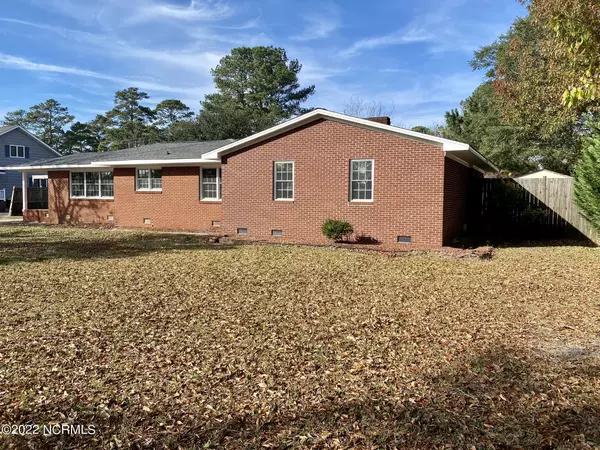 Williamston, NC 27892,1080 Country Club Drive