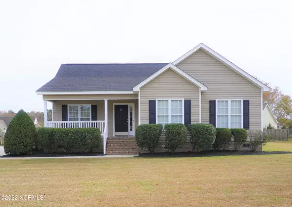 451 Tucker RD, Grimesland, NC 27837