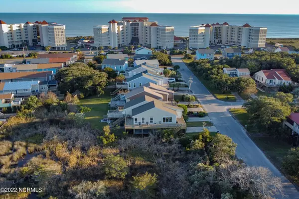 North Topsail Beach, NC 28460,228 Bayview DR