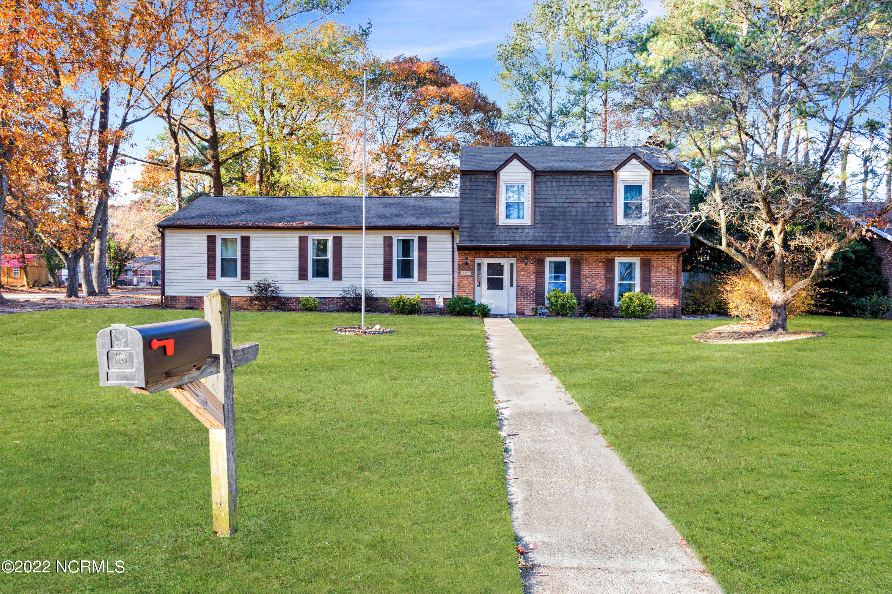 301 Mimosa Park DR, Goldsboro, NC 27534