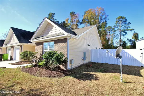 New Bern, NC 28560,220 Kestrel Court