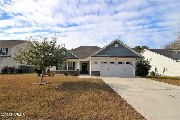 Swansboro, NC 28584,811 Fort Sumter Way