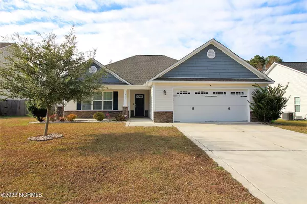 811 Fort Sumter Way, Swansboro, NC 28584