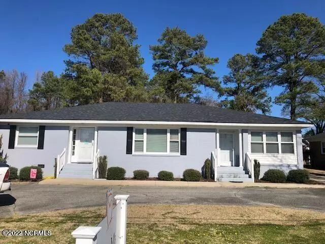 Clinton, NC 28328,606 Northeast Boulevard