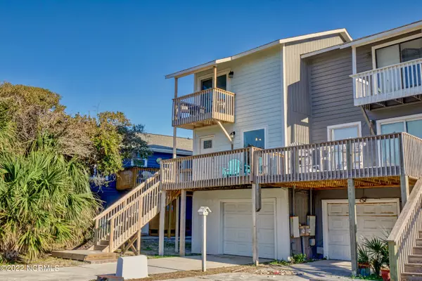 North Topsail Beach, NC 28460,202 Bayview Drive