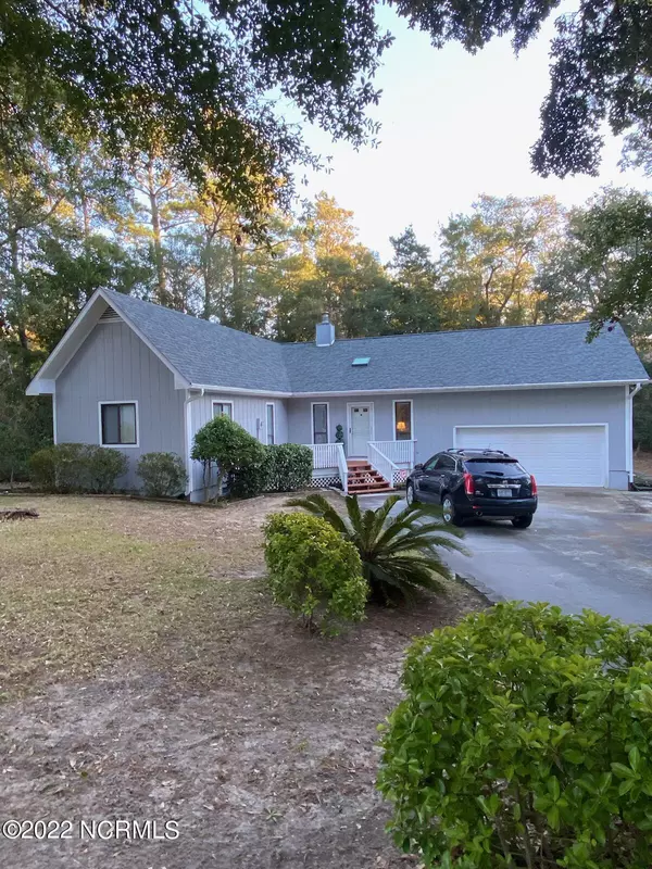 Pine Knoll Shores, NC 28512,255 Oakleaf DR