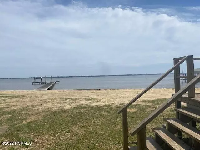 449 Down Shore RD, Blounts Creek, NC 27814