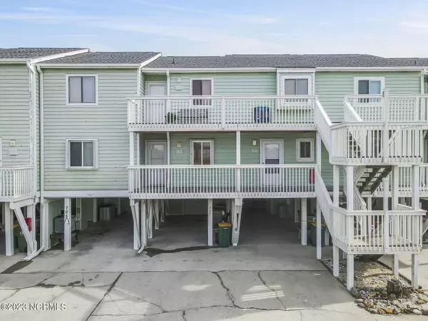 Kure Beach, NC 28449,705 Pelican CT