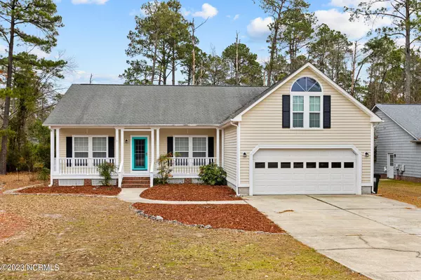 806 Black Swan Road, New Bern, NC 28560