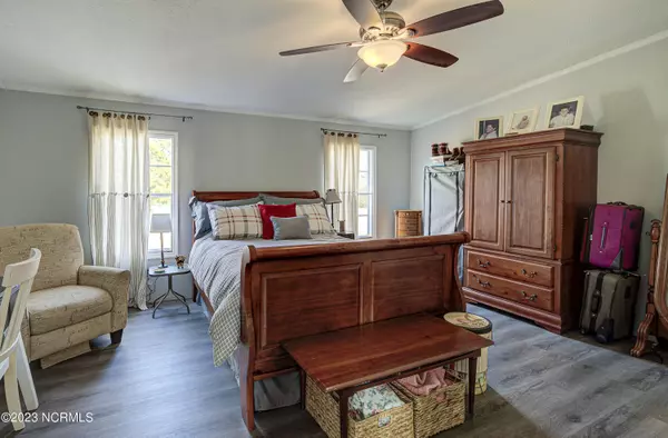 Kelly, NC 28448,1066 Longview RD