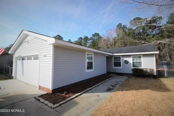 212 Poplar RD, Havelock, NC 28532