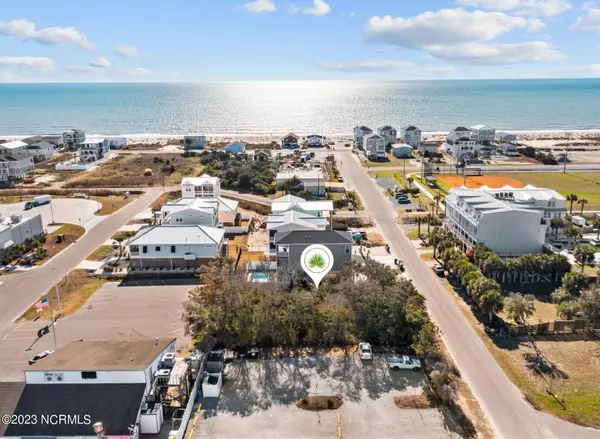 118 SE 49th Street, Oak Island, NC 28465