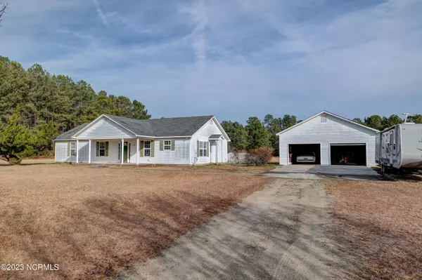 Rocky Point, NC 28457,270 Foxwood Drive