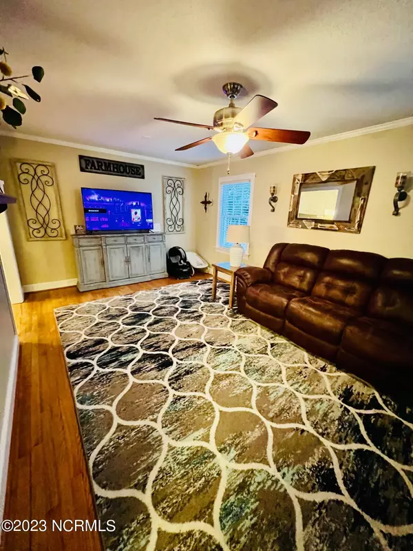 Snow Hill, NC 28580,345 Central DR