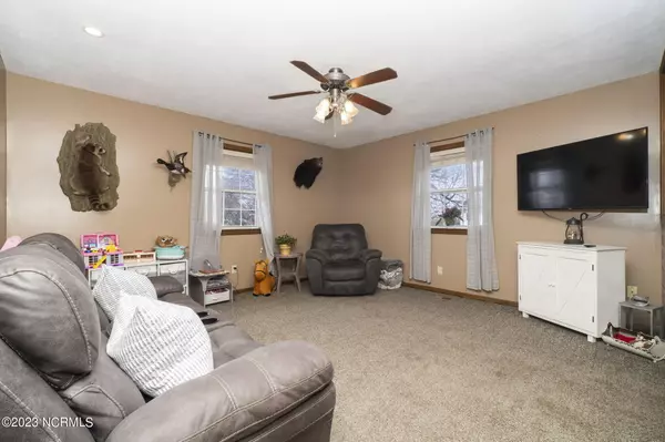 Elizabeth City, NC 27909,126 Sunny Acres DR