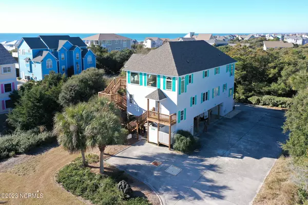 101 E Shipwreck LN, Emerald Isle, NC 28594