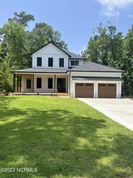 111 W High Bluff DR, Hampstead, NC 28443