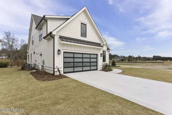 Wilmington, NC 28411,8285 Winding Creek Circle