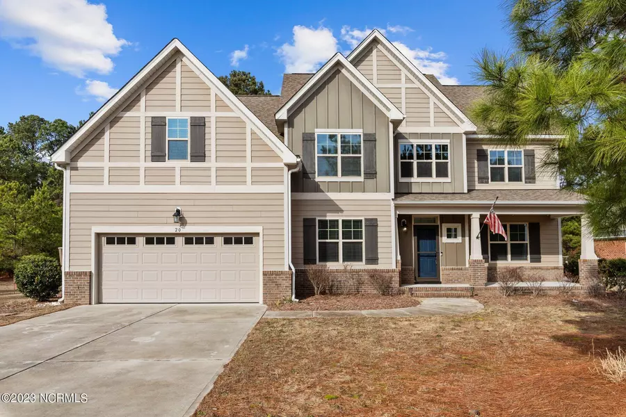 20 Spearhead DR, Whispering Pines, NC 28327