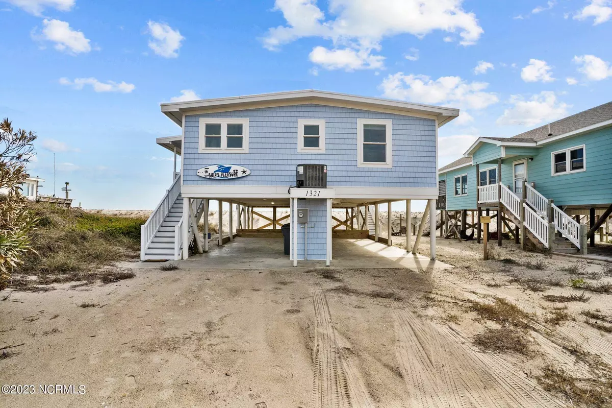 Oak Island, NC 28465,1321 W Beach Drive