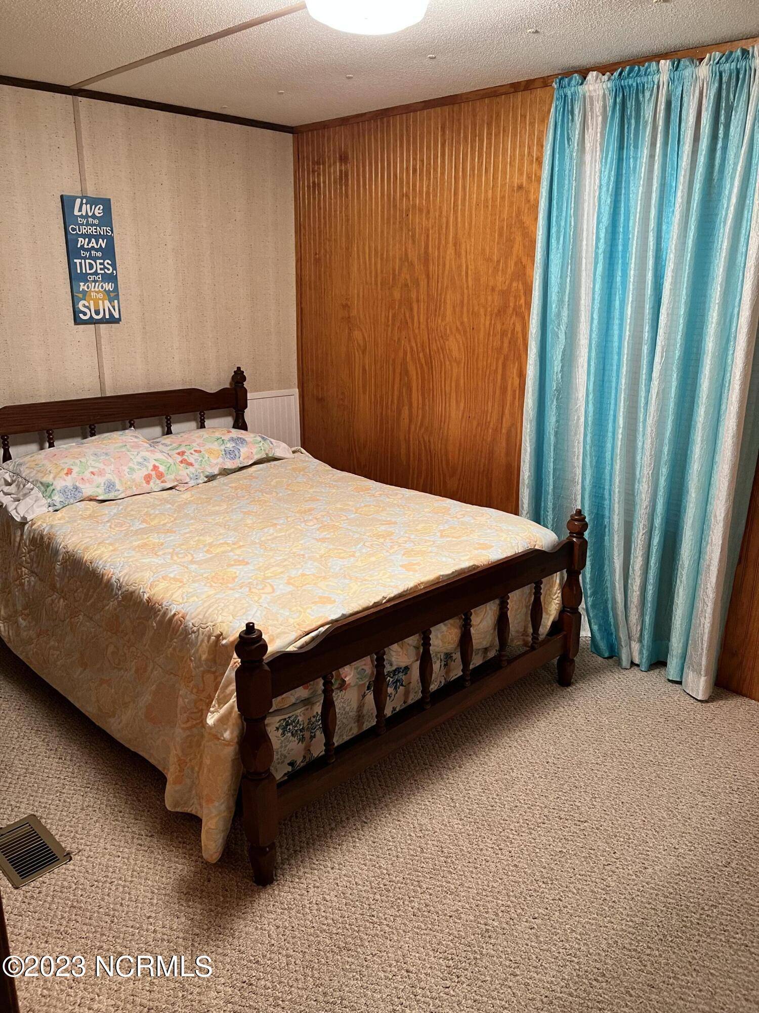 North Topsail Beach, NC 28460,4517 24th AVE