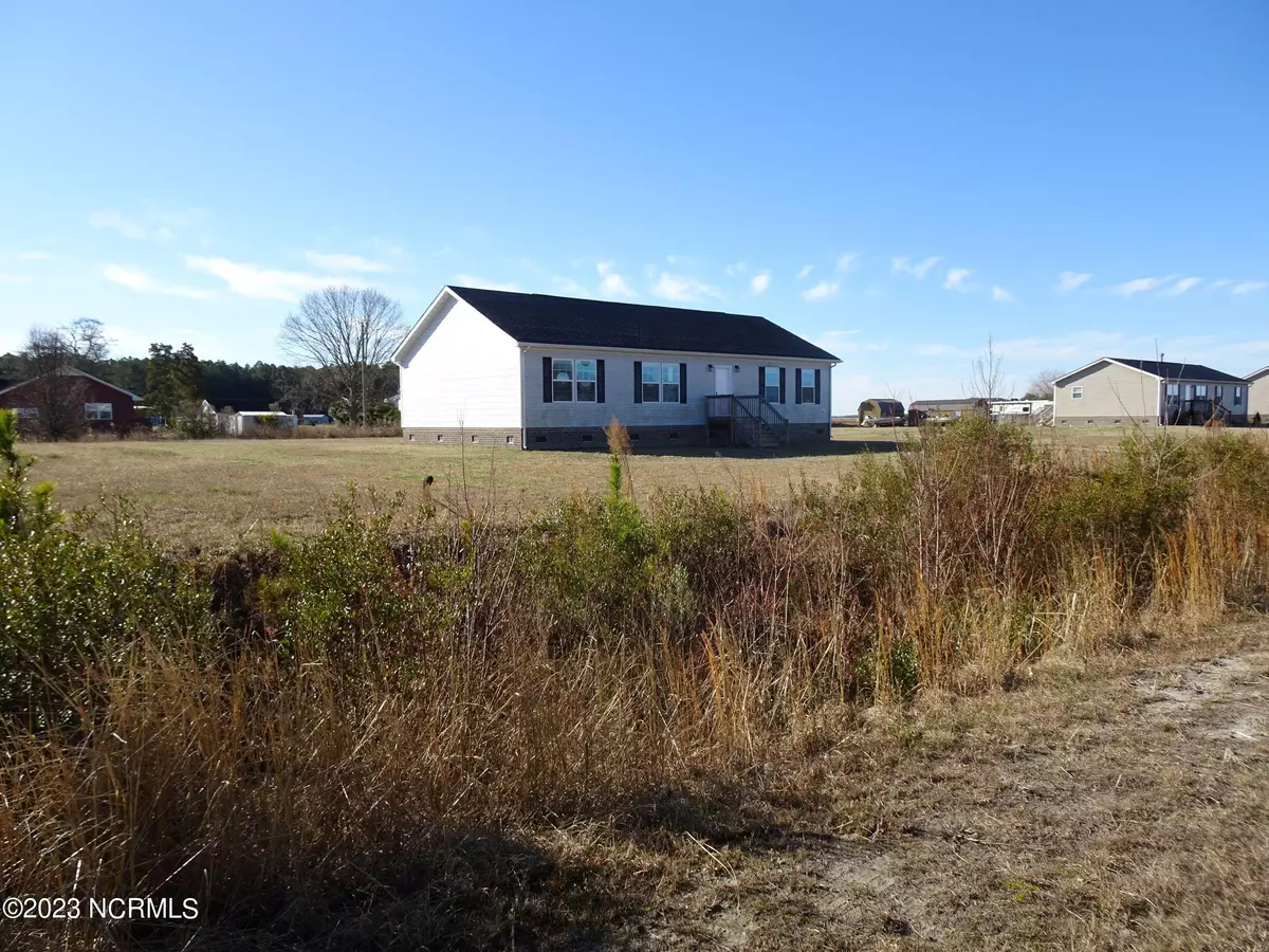 Elizabeth City, NC 27909,101 Strawberry Acres Drive