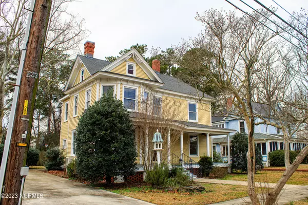 Belhaven, NC 27810,402 Main Street E