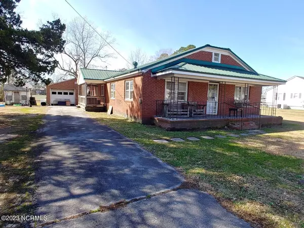 516 First Avenue, Vanceboro, NC 28586