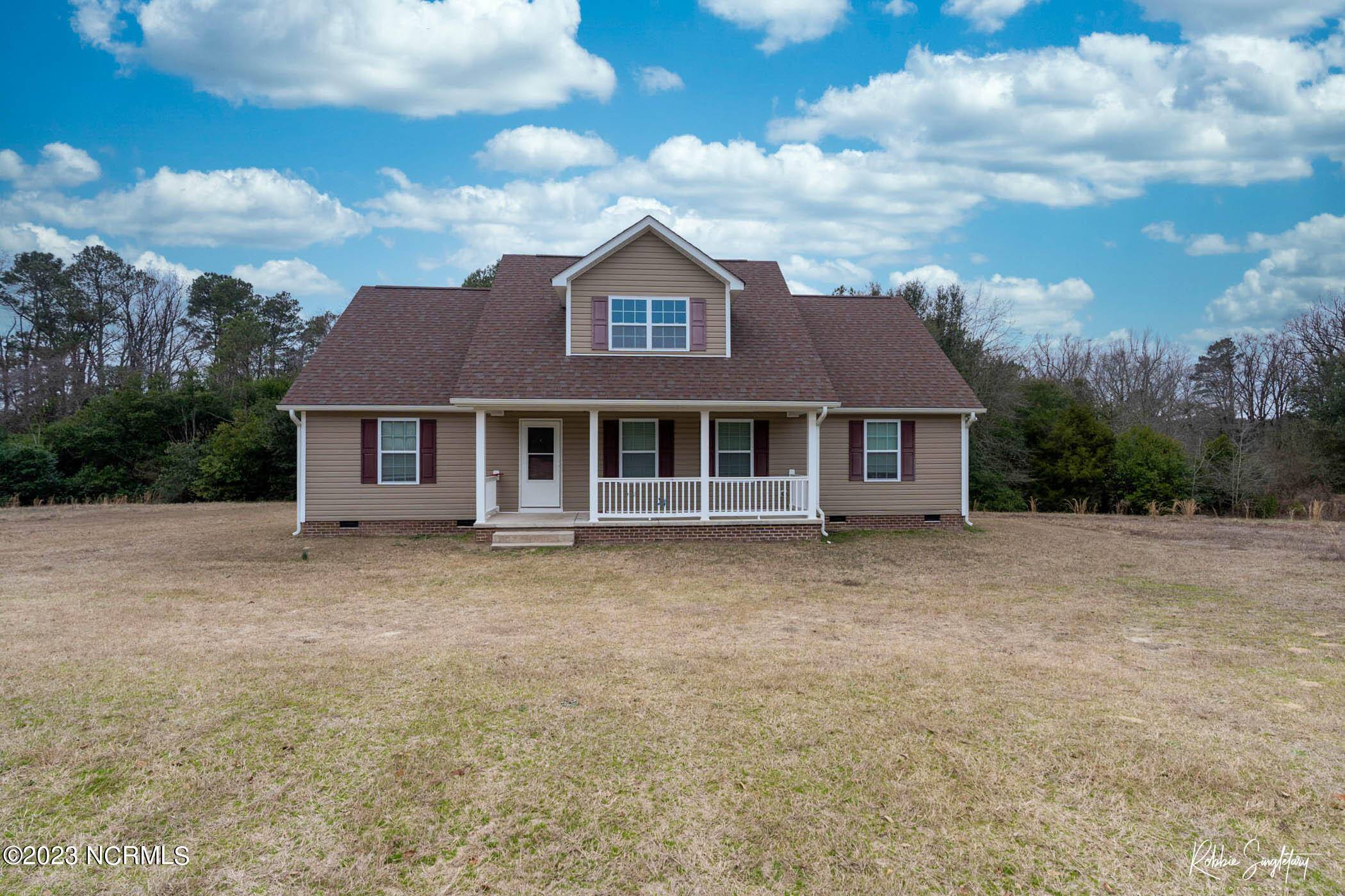 1071 Crawford RD, Ellerbe, NC 28338